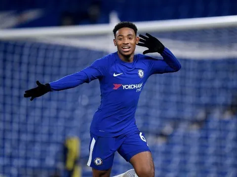 Xác nhận: Chelsea chia tay hậu vệ cánh trái