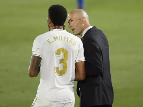 Julio Cesar: "Đó là trung vệ xuất sắc trong 10 năm tới cho Real Madrid"