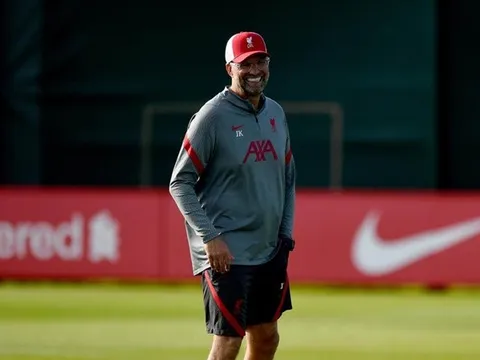 Liverpool 'toang' hàng thủ, Klopp tuyên bố sốc trước thềm gặp Arsenal