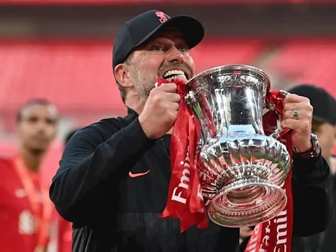 Jurgen Klopp thừa nhận Chelsea “đen đủi”