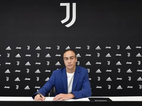 Juve cuỗm thành công thần đồng của Bayern