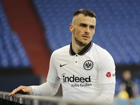 Juventus đạt thỏa thuận cá nhân với "thánh tạt bóng"