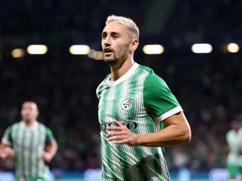 Juventus thua trận thứ 3 ở Champions League