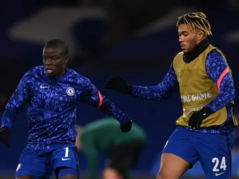 Kane chọn 2 sao Chelsea vào đội hình Premier League ưng ý