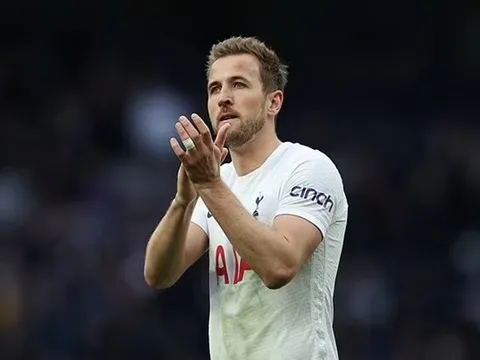 Kane khiến huyền thoại choáng ngợp vì khả năng kiến tạo