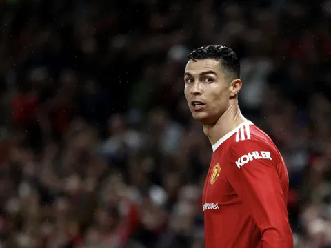 Kế hoạch của MU đảo lộn vì Ronaldo