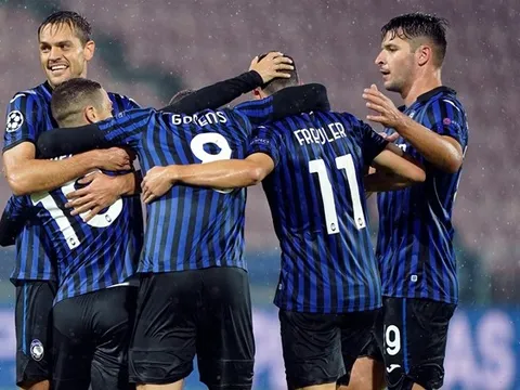 "Kẻ hủy diệt" đứng dậy sau vấp ngã, Liverpool không thể đứng đầu bảng