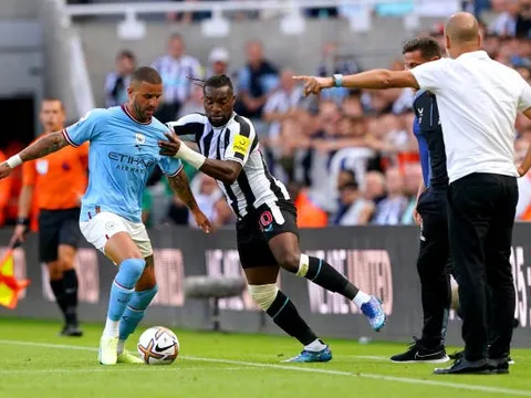 "Kẻ hủy diệt" Man City khiến Chelsea thêm thèm khát