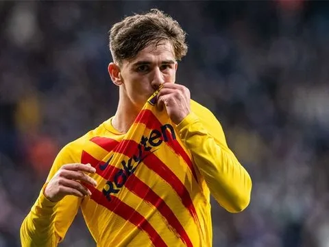 Kém Real Madrid 15 điểm, sao Barca vẫn mơ vô địch La Liga