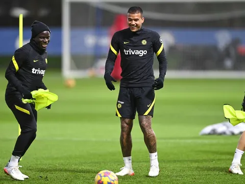 Chelsea chuẩn bị trình làng cầu thủ mới ở chợ Đông