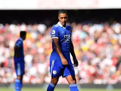 Khán giả Emirates đồng thanh ca ngợi mục tiêu của Arsenal