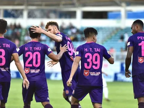 Khăn gói rời Sài Gòn FC, số phận của 18 cầu thủ giờ ra sao?