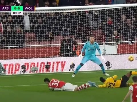 Khi bất công lại tìm đến Arsenal