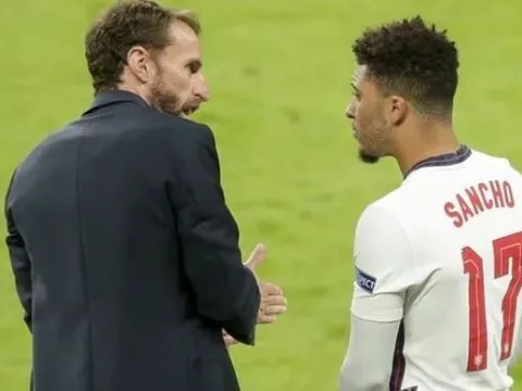 Khi nào Man Utd công bố thương vụ Sancho?