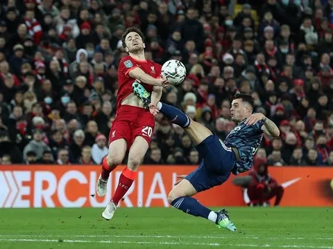 Khi nào Xhaka mới hết báo hại Arsenal?