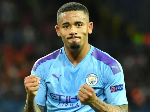 Khó cạnh tranh với Agüero, sao Man City nảy ra sáng kiến