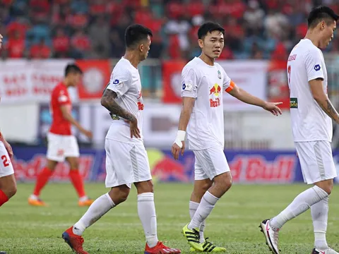 Khoảng lặng ở HAGL