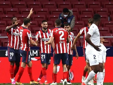 Khoảnh khắc thiên tài, Atletico đòi lại ngôi đầu từ Real