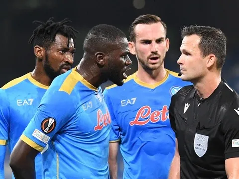 Không chỉ Christensen, Barca muốn một "hòn đá tảng" khác