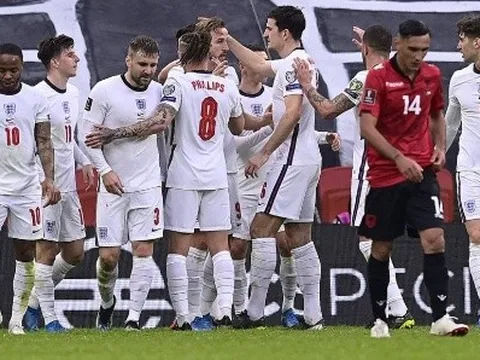Tam Sư hạ Albania, "ông chủ tuyến giữa" đã lộ diện