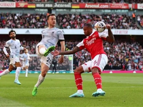 Không cho Liverpool hưởng phạt đền là quyết định chính xác?