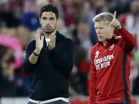 Không được thi đấu, kẻ thừa Arsenal tiếp tục nổi loạn