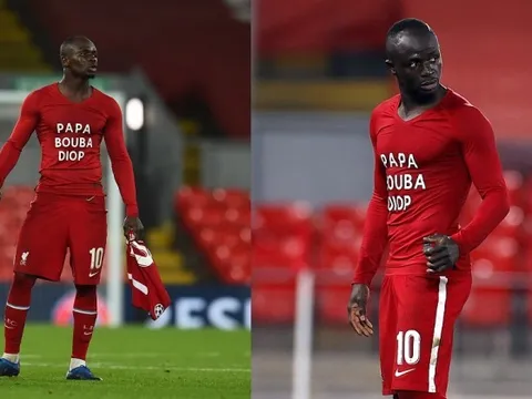 Không ghi bàn, Sadio Mane vẫn cởi áo tri ân huyền thoại