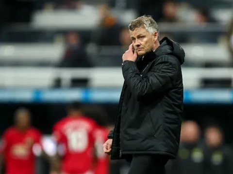 Không ngờ! Solskjaer định đoạt xong thời điểm rời Man Utd