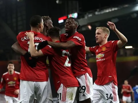 Không phải Cavani, Solskjaer đã thấy "tối mặt" với một công thần Man Utd