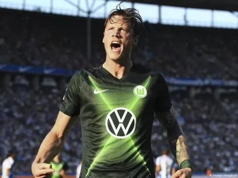 Không phải Haaland hay Kane, 3 'sát thủ' giống Cavani để Man Utd chiêu mộ