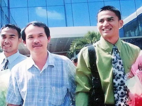 Kiatisuk về HAGL, BLV Quang Huy lo sợ rủi ro