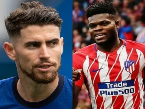 Kịch bản điên rồ: Tống khứ Jorginho, Chelsea thâu tóm... "khao khát của gã hàng xóm"?