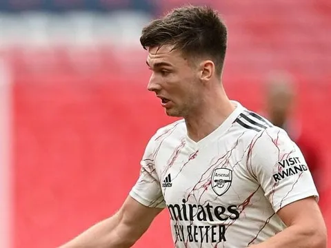Kieran Tierney: “Arsenal xứng đáng có mặt trong top 4 và Champions League”