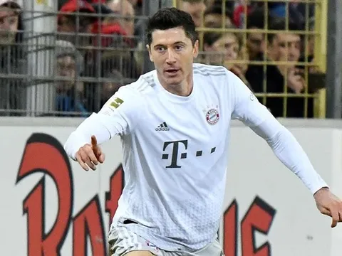 Kinh khủng! "Máy dội bom" Bayern cán cột mốc không tưởng, Messi còn chào thua