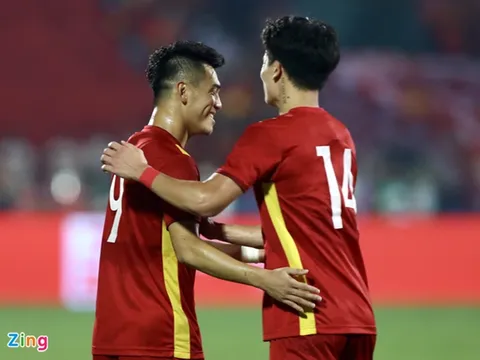 CĐV Đông Nam Á: 'U23 Việt Nam quá mạnh'