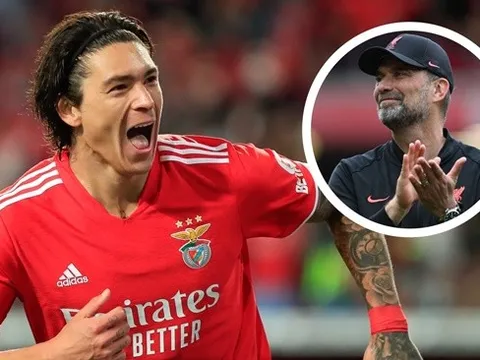 Klopp: "Chúng tôi đã yêu nhau, vì vậy Liverpool phải tất tay"