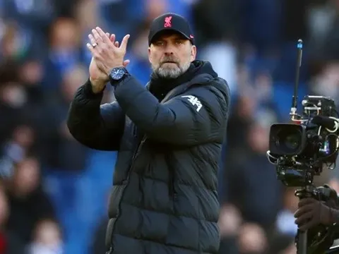 Klopp công khai đứng cùng phe với Arteta