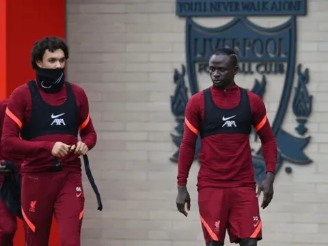 Klopp giải thích lý do Diaz, Mane và Alexander-Arnold dự bị