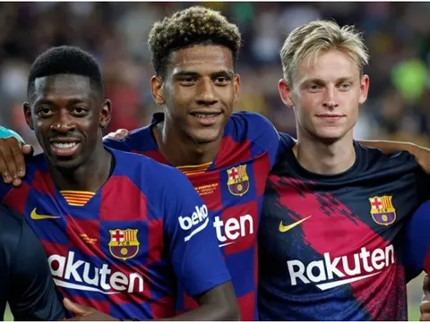 Koeman "đá bay" thêm một kẻ thất sủng trước khi phiên chợ hè đóng cửa