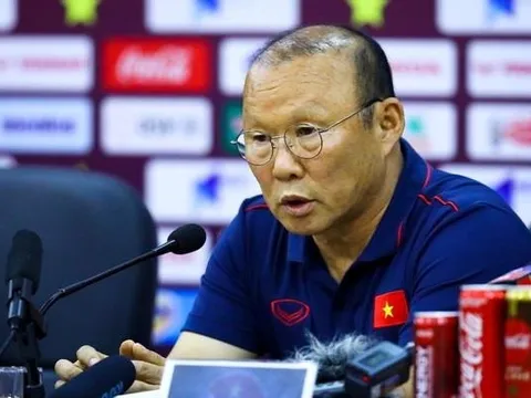 Được Indonesia 'thả thính', HLV Park Hang-seo trả lời đầy khôn ngoan