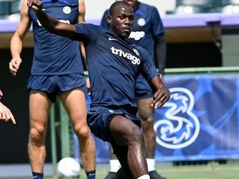 Koulibaly gọi điện xin phép John Terry
