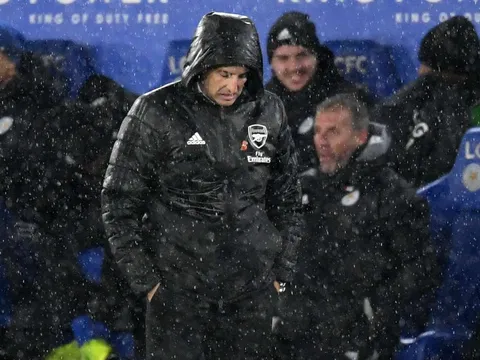 "Kỷ nguyên" Emery còn tệ hơn cả "ngày tàn" của Wenger