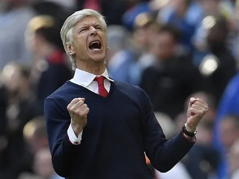 Arsenal lao dốc không phanh, Arsene Wenger bất ngờ bị chỉ trích