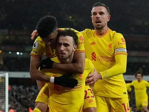 Thắng Arsenal, Carragher nói thẳng về cơ hội vô địch của Liverpool