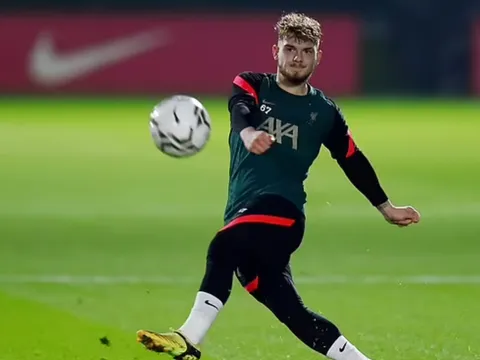 "Elliott ảnh hưởng lớn đến mỗi trận đấu của Liverpool"