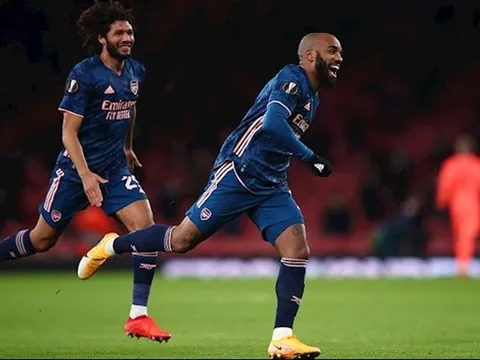 Sân Emirates đón chào "cầu thủ thứ 12", sao Arsenal phá vỡ im lặng