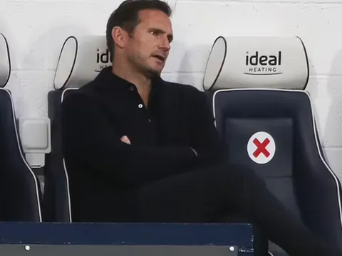 Sao Chelsea tiết lộ mâu thuẫn không thể hàn gắn với Lampard