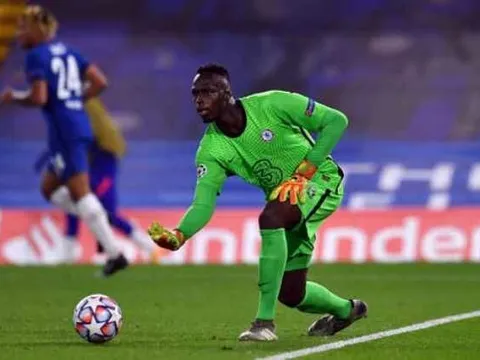 Lampard chỉ rõ thủ thành số 1 Chelsea, giải thích lý do Cech trở lại