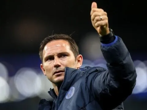 Lampard thừa nhận bất lực trước Man City