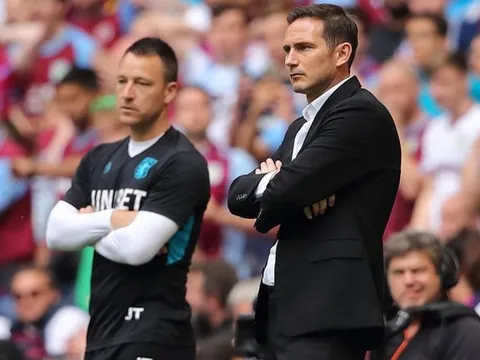 Lampard tin CĐV Chelsea sắp khóc khi gặp 1 "kẻ thù"